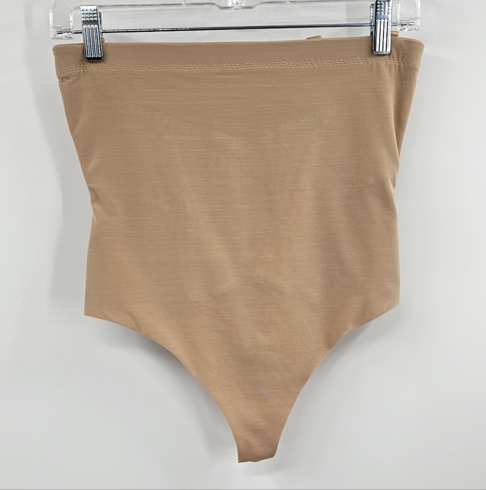 HoneyLove SuperPower Thong Size XL